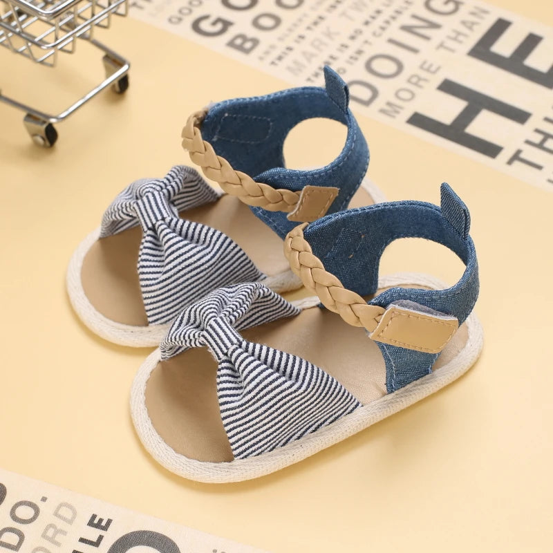 2025 Infant Baby Girls Summer Sandals with Flower Bowknot Soft Sole Wedding Dress Flats Newborn First Walkers Crib Dress Shoes