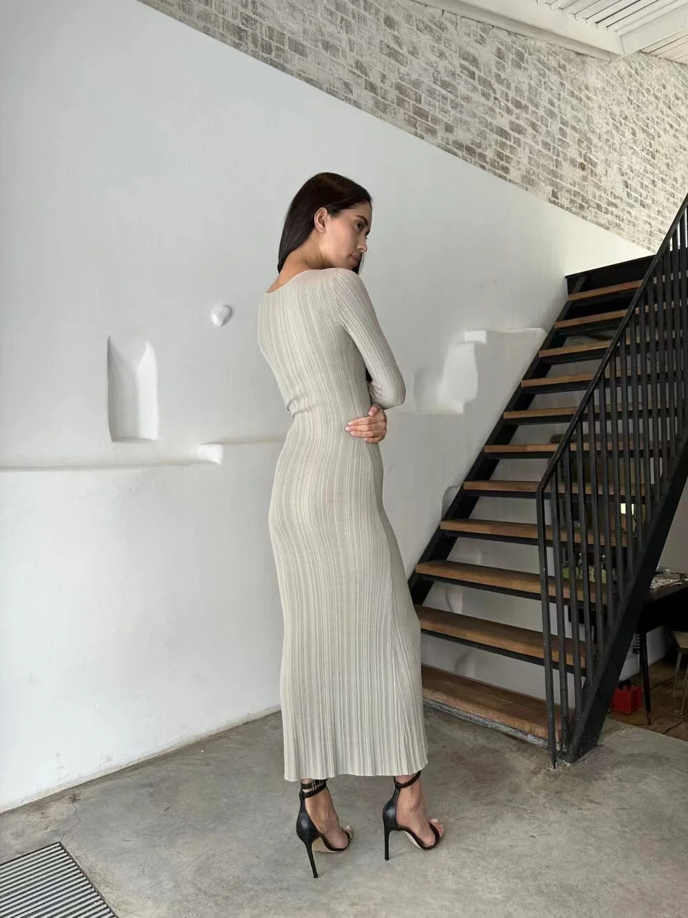 2024 Women Spring Solid Maxi Long Sweater Dress Elegant Casual Fashion Pullover Bodycon Slim Streetwear Knitted Dress Autumn